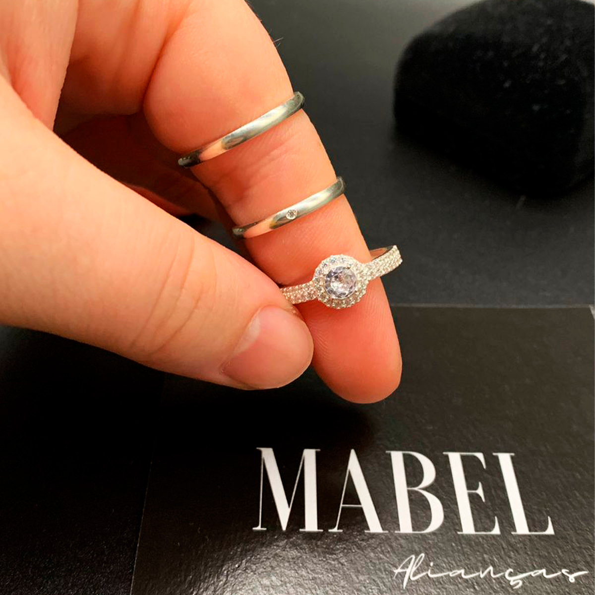 Aliança Maldivas + Brinde Exclusivo: Anel Solitário, Foto Polaroide e Colar Ponto de luz